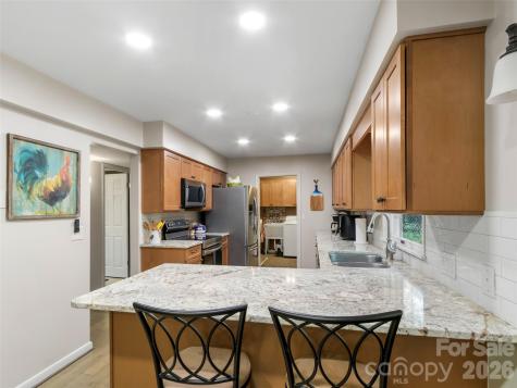 597 Sweetwater Ridge Road Burnsville NC 28714