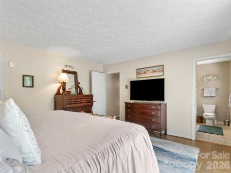 597 Sweetwater Ridge Road Burnsville NC 28714