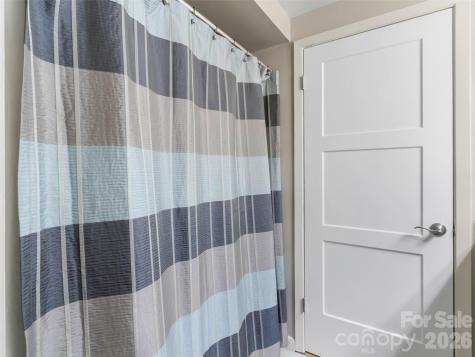 597 Sweetwater Ridge Road Burnsville NC 28714