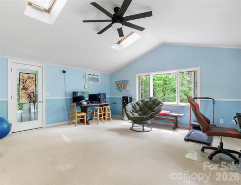 597 Sweetwater Ridge Road Burnsville NC 28714