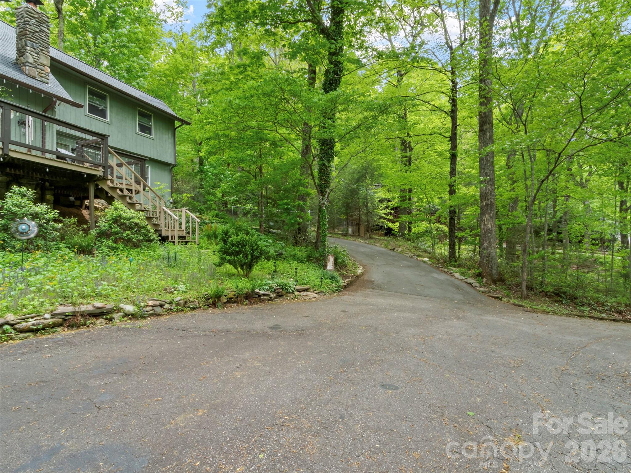 597 Sweetwater Ridge Road Burnsville NC 28714
