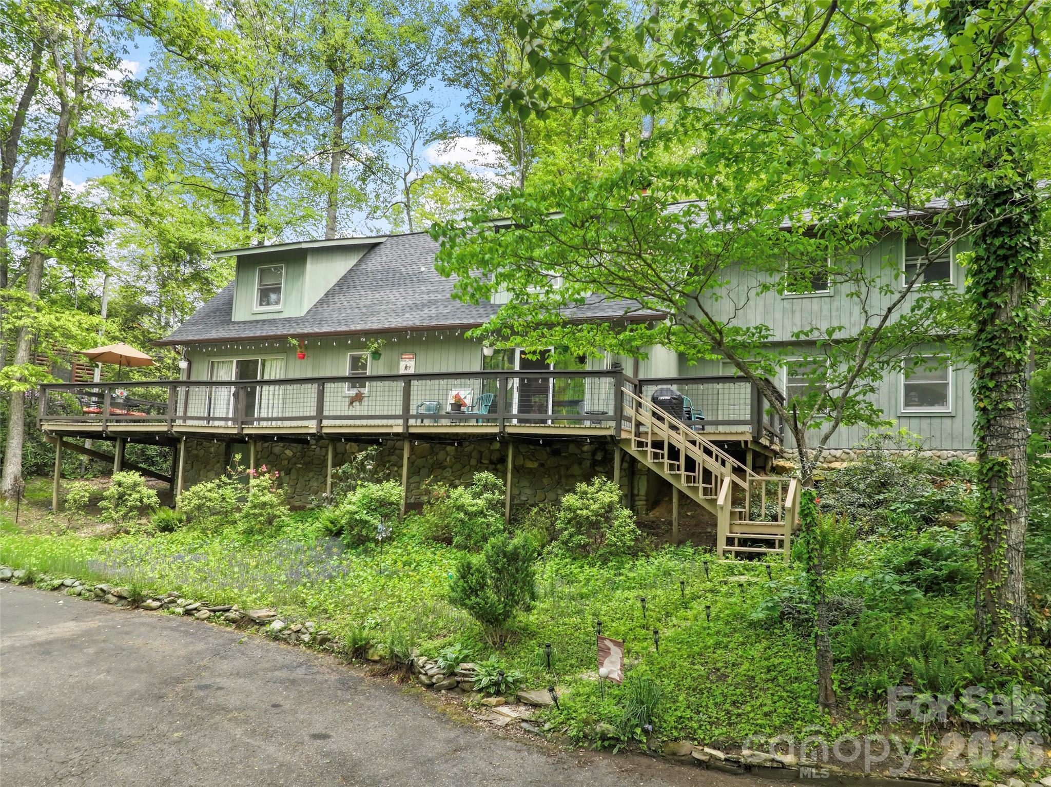 597 Sweetwater Ridge Road Burnsville NC 28714
