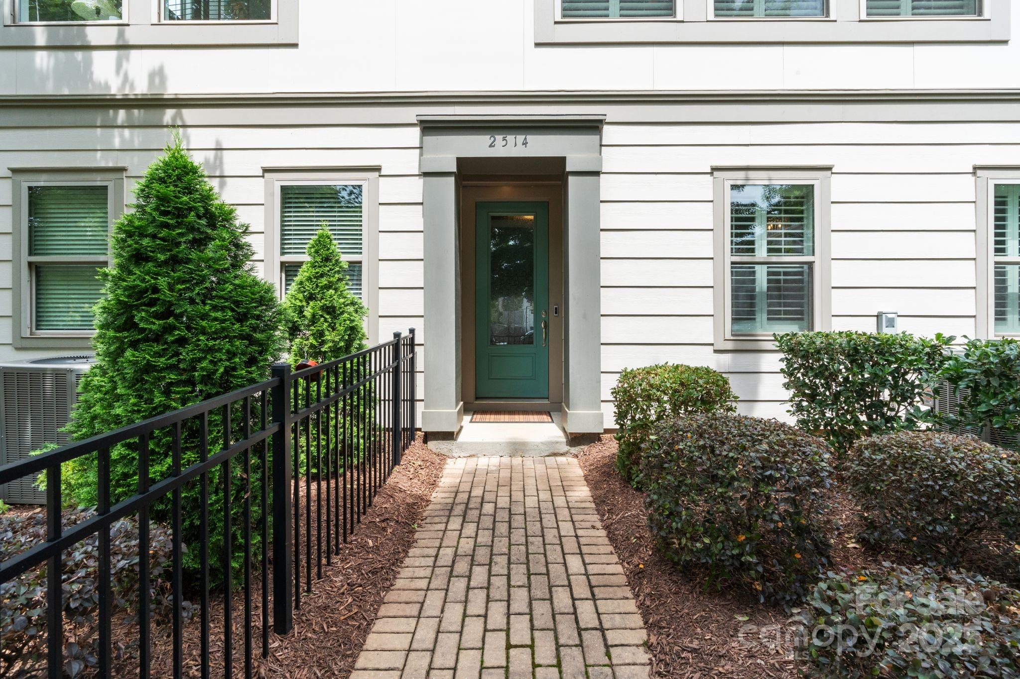 2514 Marshall Place Charlotte NC 28203
