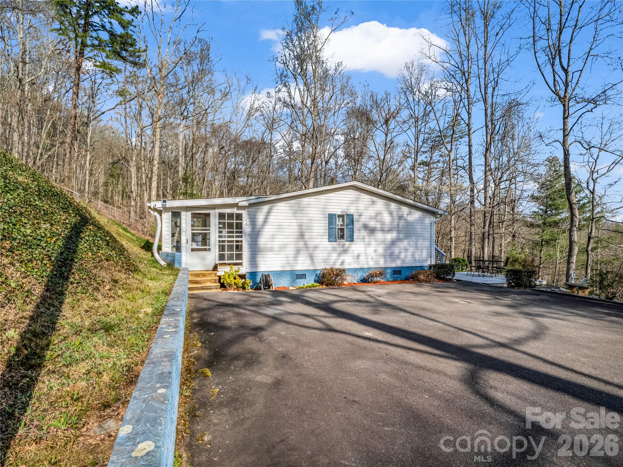 48 Laurel Cove Road Leicester NC 28748