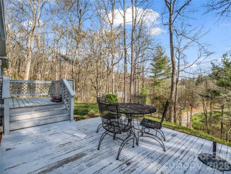 48 Laurel Cove Road Leicester NC 28748