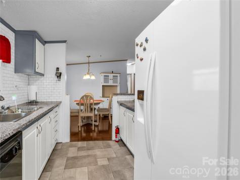 48 Laurel Cove Road Leicester NC 28748