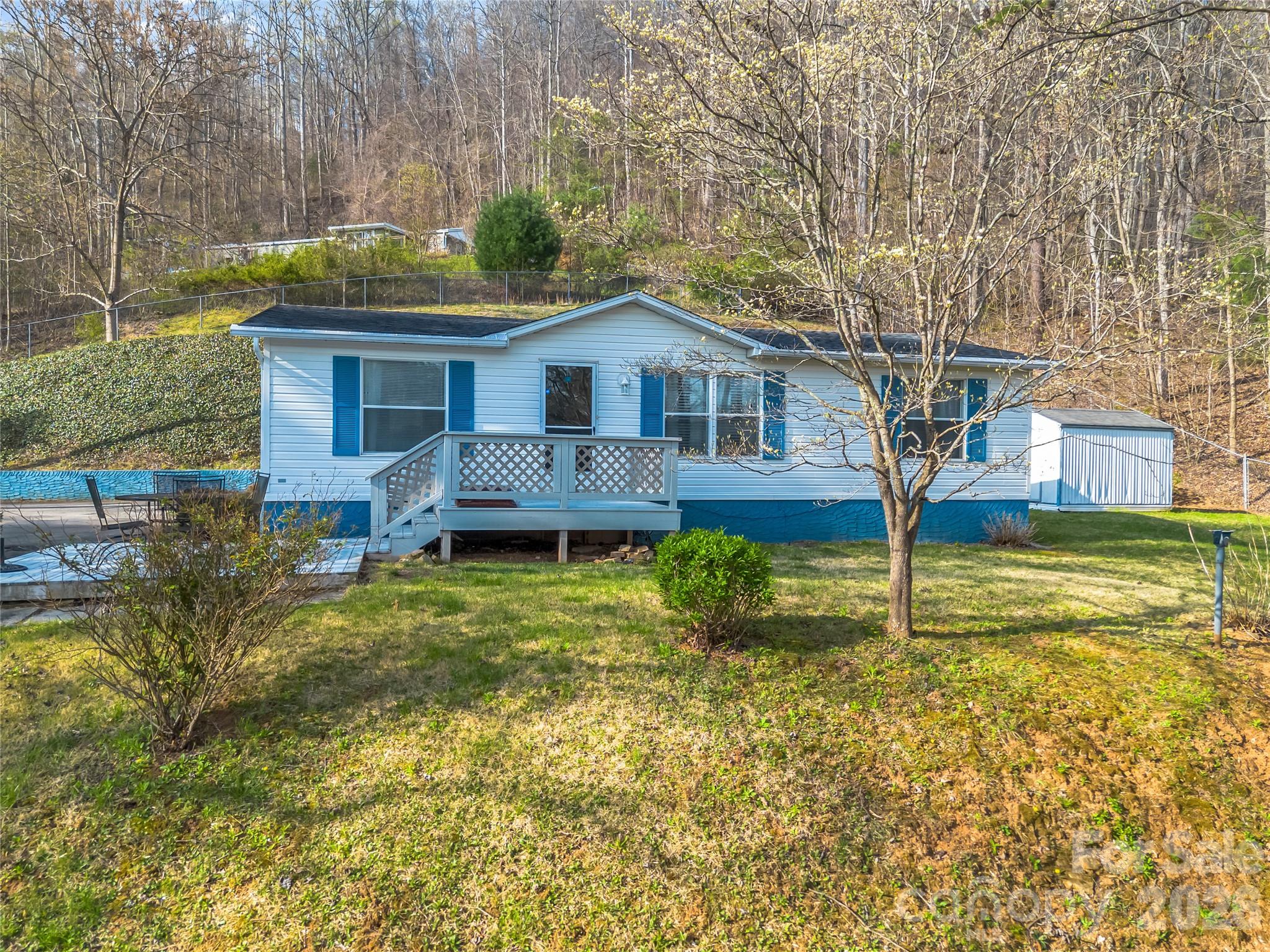 48 Laurel Cove Road Leicester NC 28748