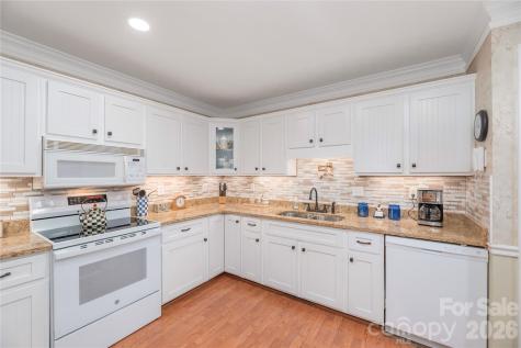 209 Browning Road Waynesville NC 28786