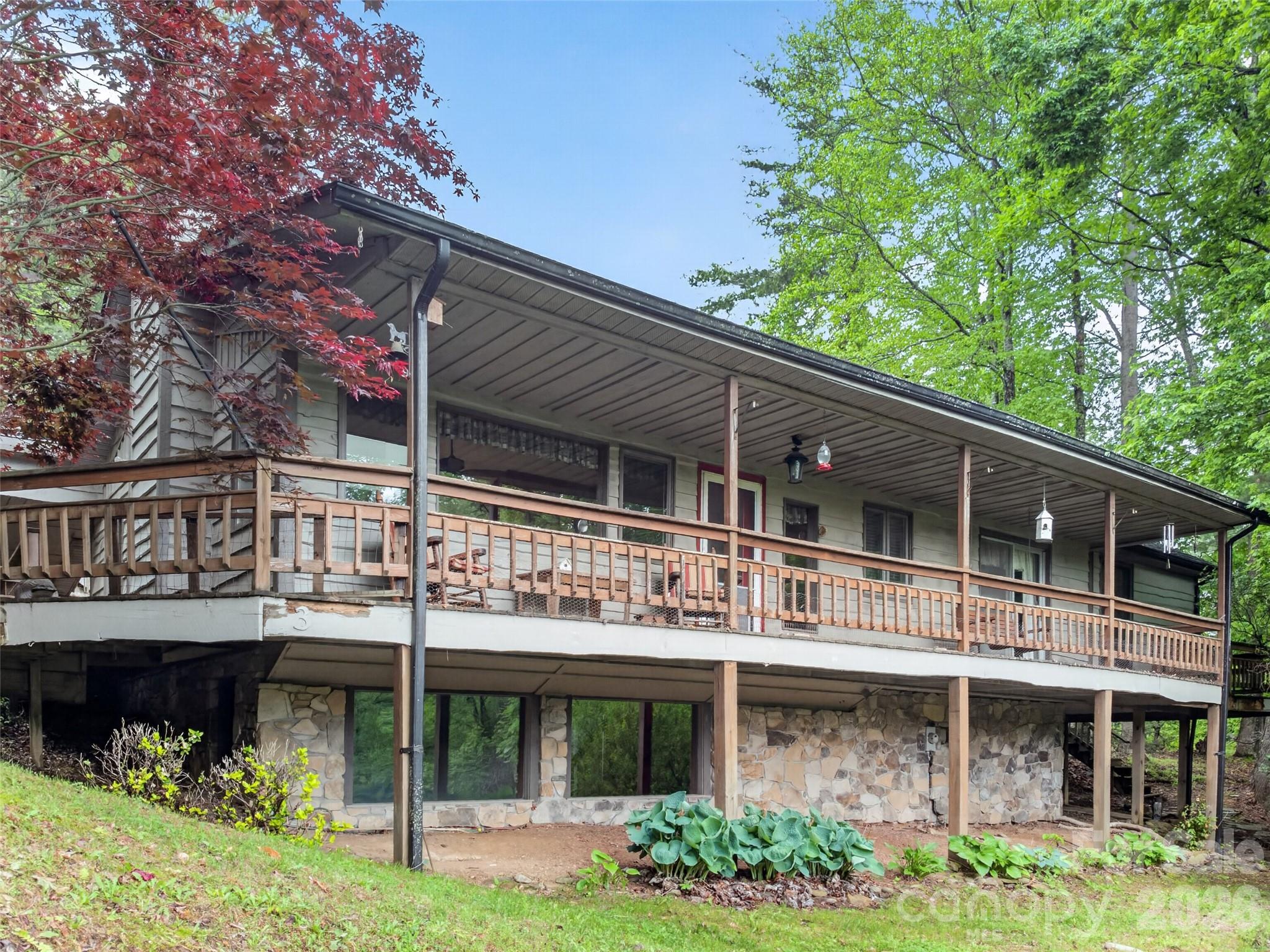 255 Westover Lane Burnsville NC 28714