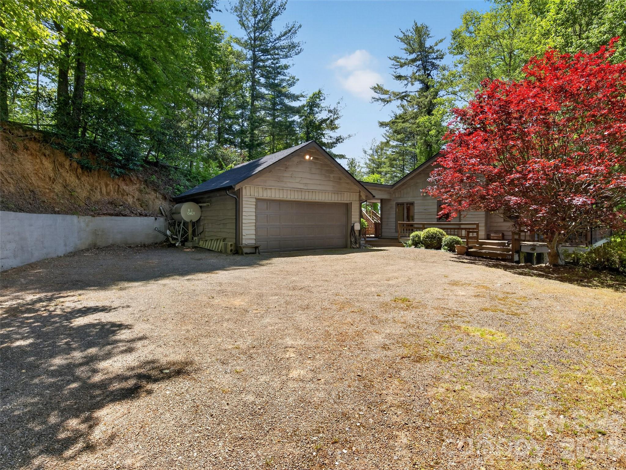 255 Westover Lane Burnsville NC 28714