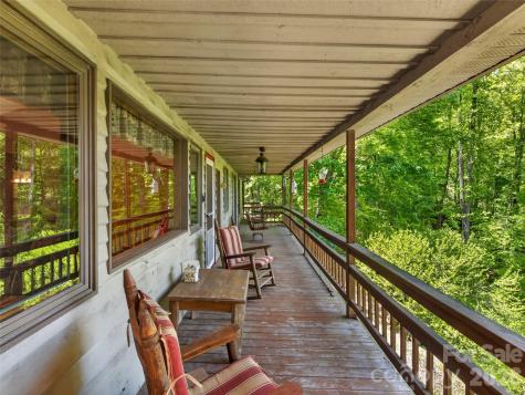 255 Westover Lane Burnsville NC 28714