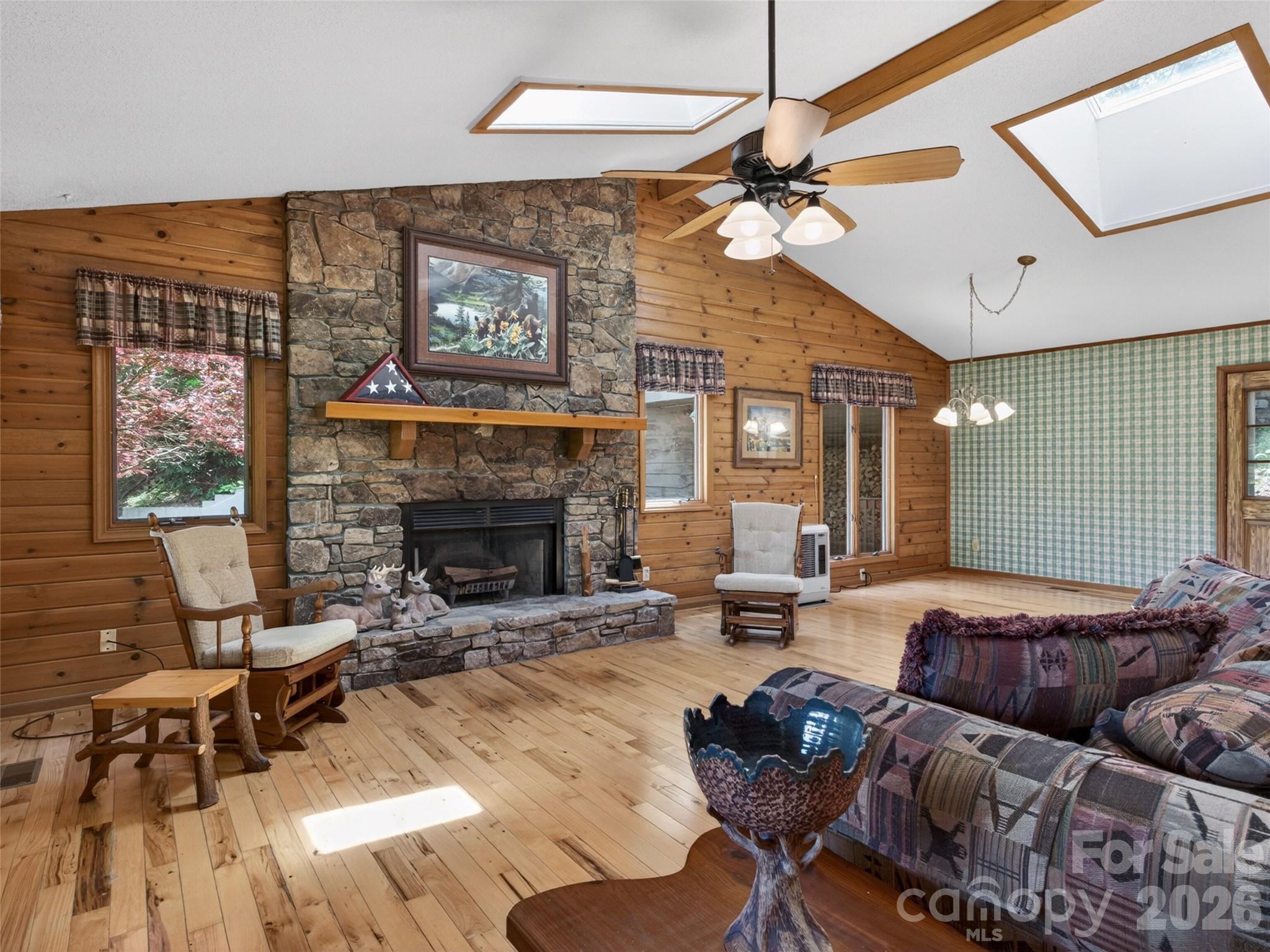 255 Westover Lane Burnsville NC 28714