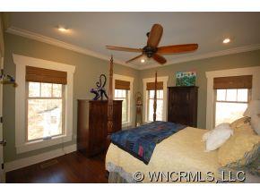 1 Perdue Place Asheville NC 28806