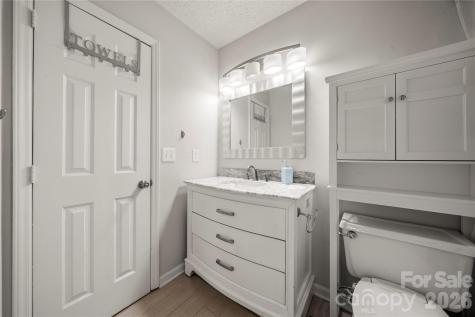 3072 Point Clear Drive Tega Cay SC 29708