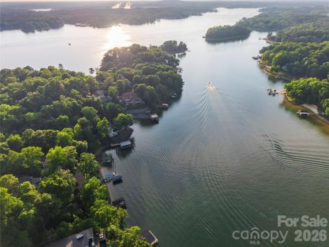 3072 Point Clear Drive Tega Cay SC 29708