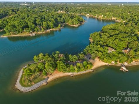 3072 Point Clear Drive Tega Cay SC 29708