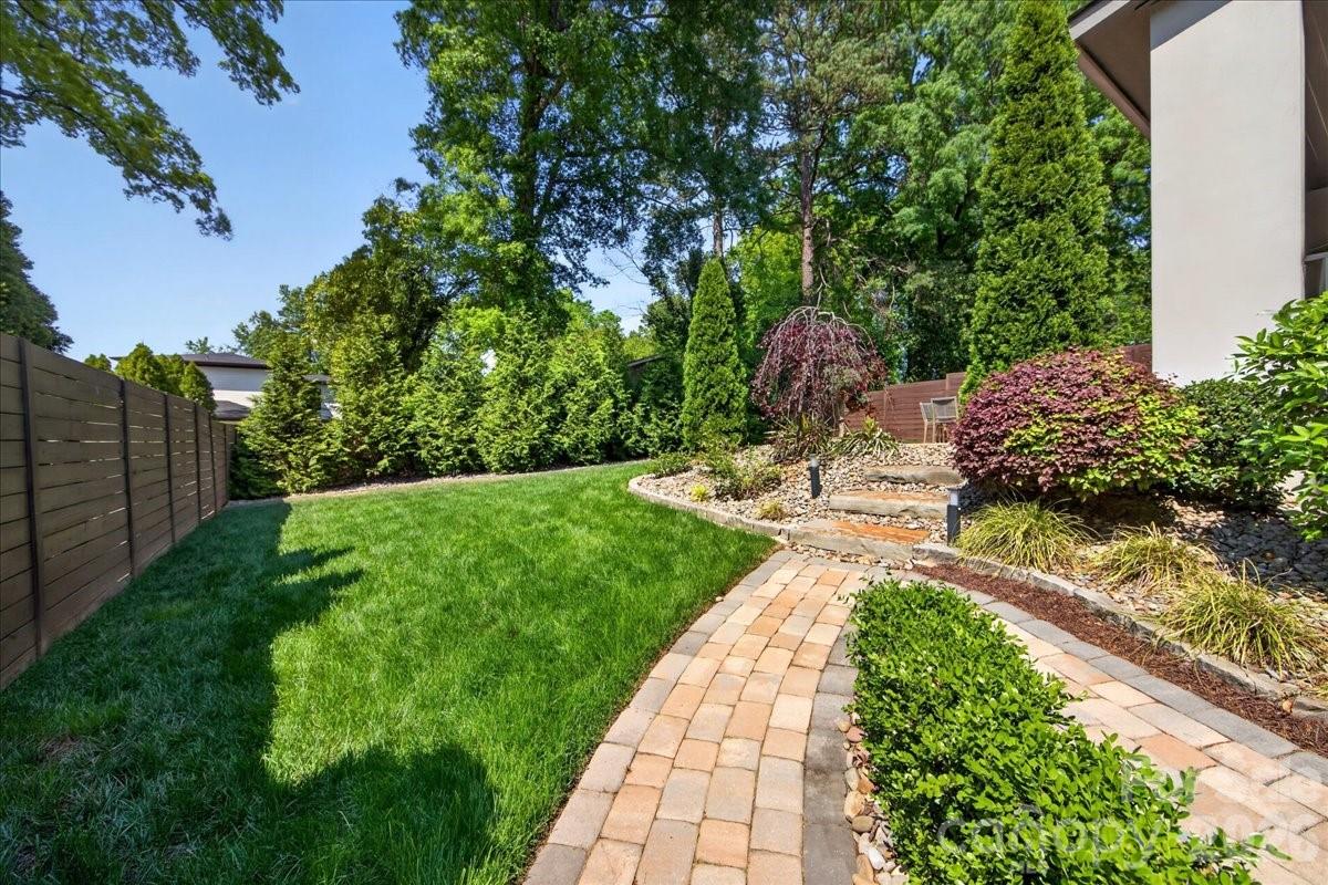 1310 Levy Way Charlotte NC 28205