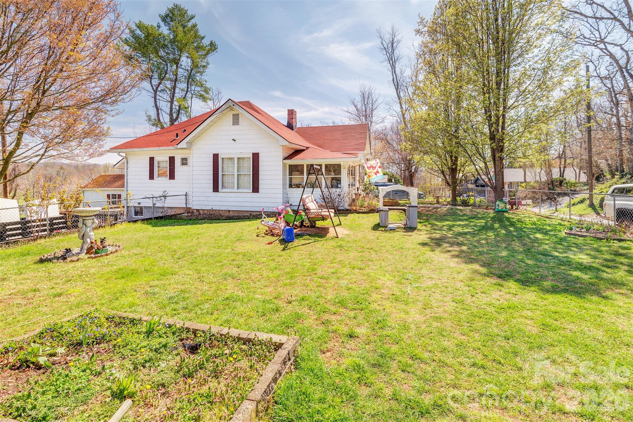 84 Swannanoa Avenue Asheville NC 28806