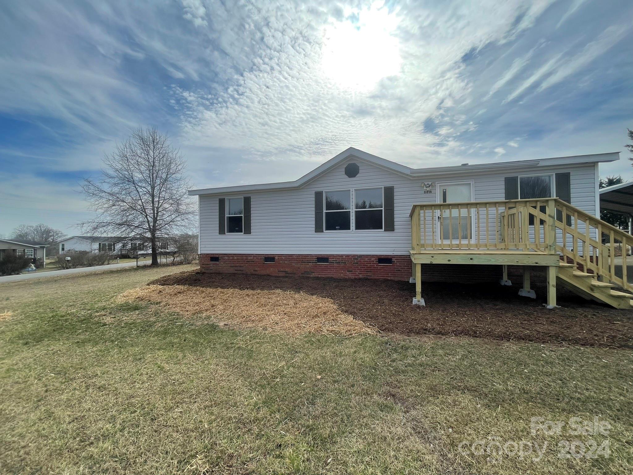 8818 Arrow Street Hickory NC 28601