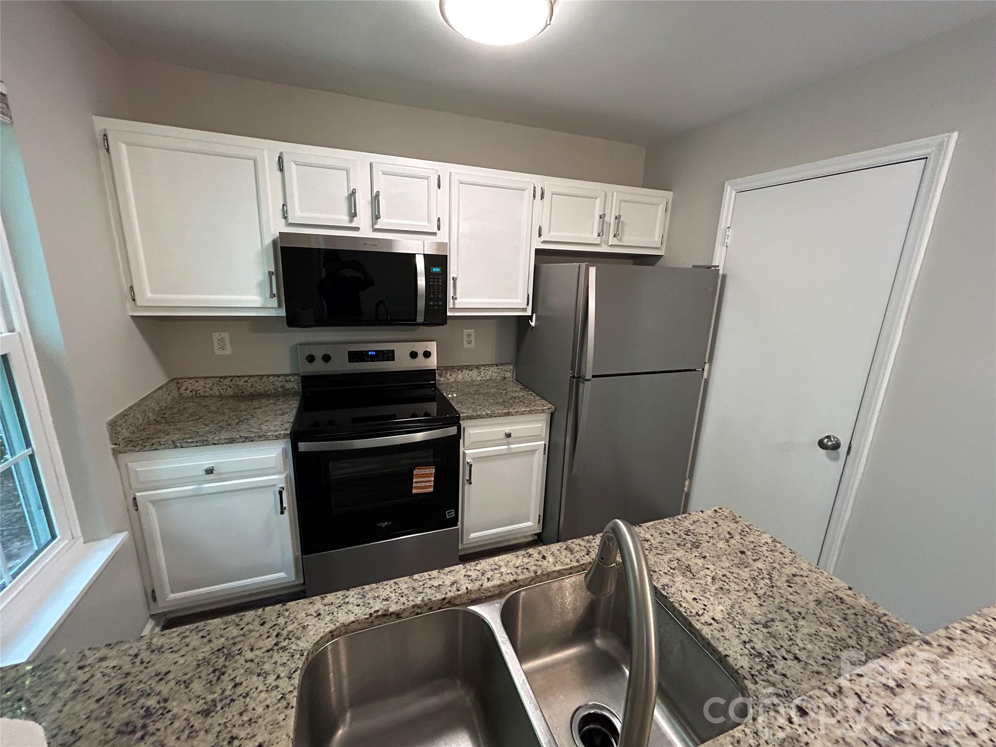 6466 Windsor Gate Lane Charlotte NC 28215