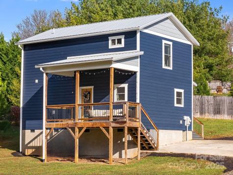 122 Mae Carver Drive Asheville NC 28806