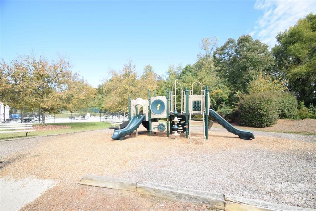 10214 Stoneykirk Lane Charlotte NC 28269