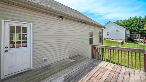 1880 Chestnut Grove Road King NC 27021