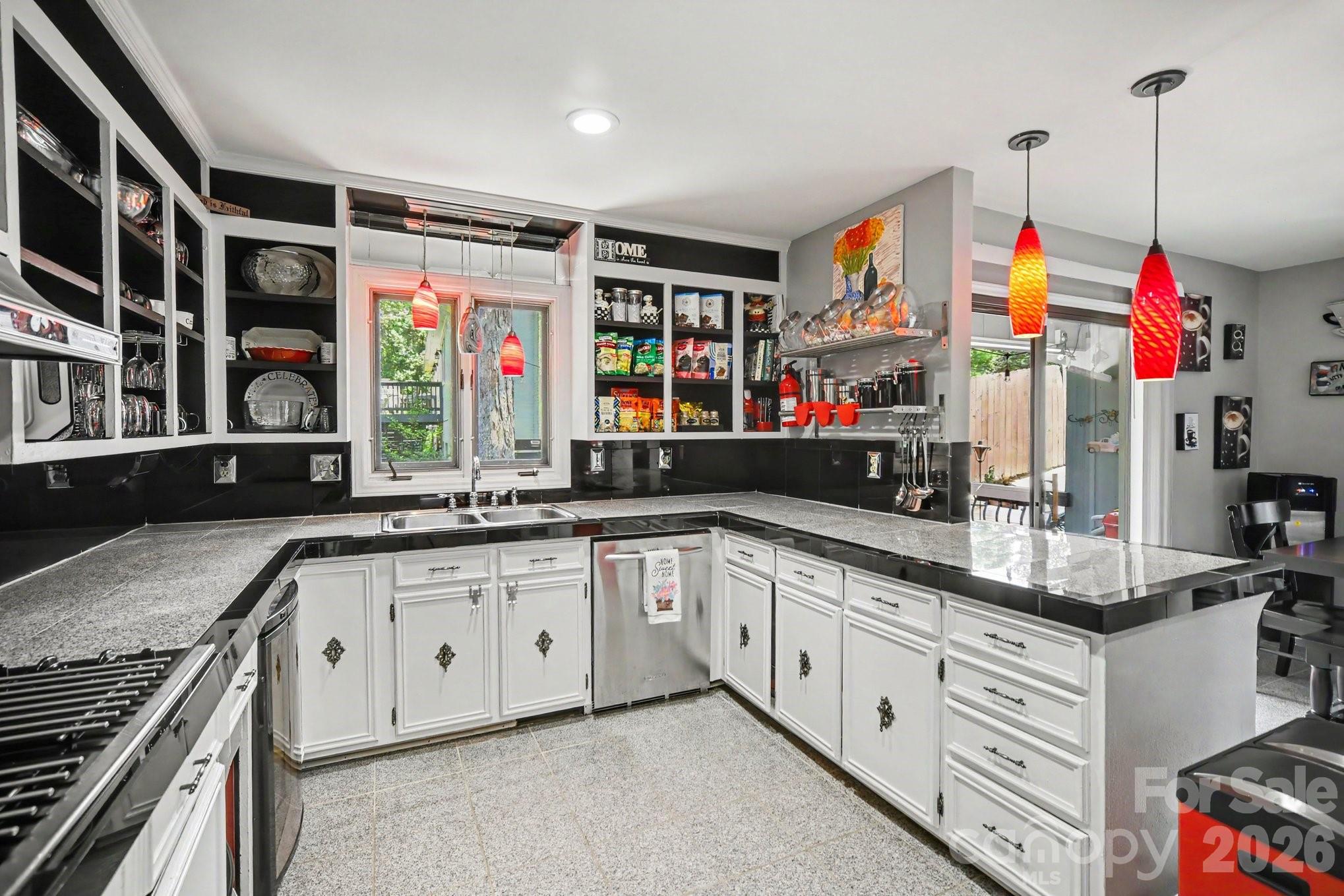7108 Hollyhouse Drive Charlotte NC 28215
