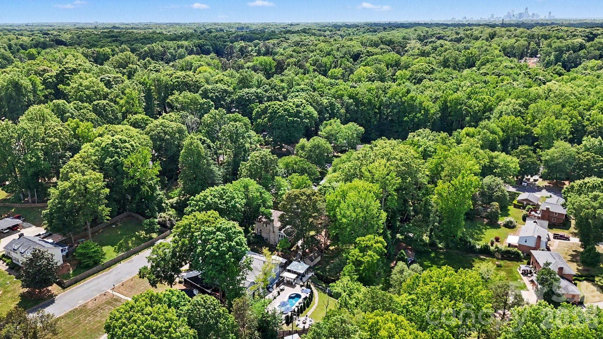 7108 Hollyhouse Drive Charlotte NC 28215