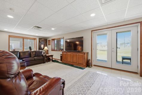 233 Lake View Place Jefferson NC 28640