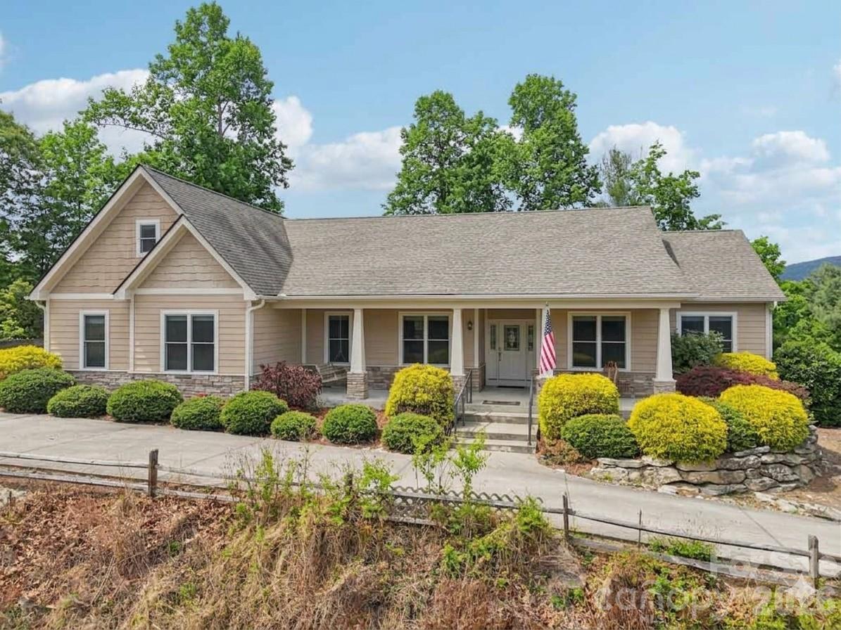 959 Silverglen Way Hendersonville NC 28792