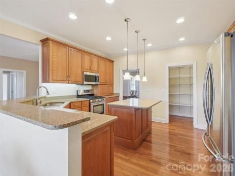 959 Silverglen Way Hendersonville NC 28792