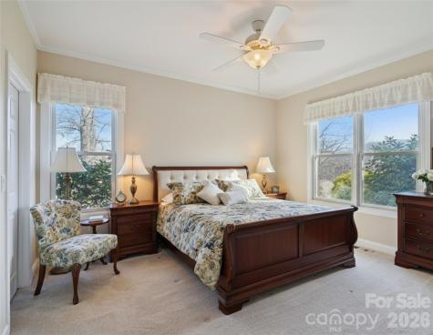 959 Silverglen Way Hendersonville NC 28792