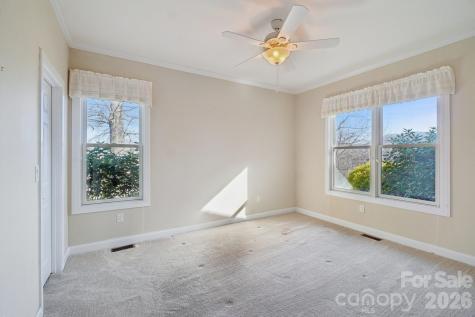 959 Silverglen Way Hendersonville NC 28792