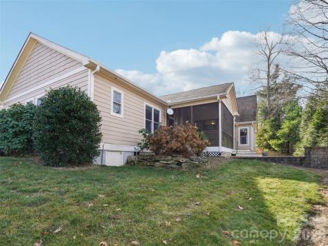 959 Silverglen Way Hendersonville NC 28792