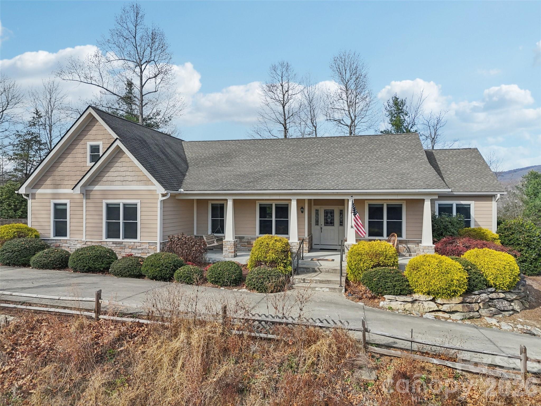 959 Silverglen Way Hendersonville NC 28792