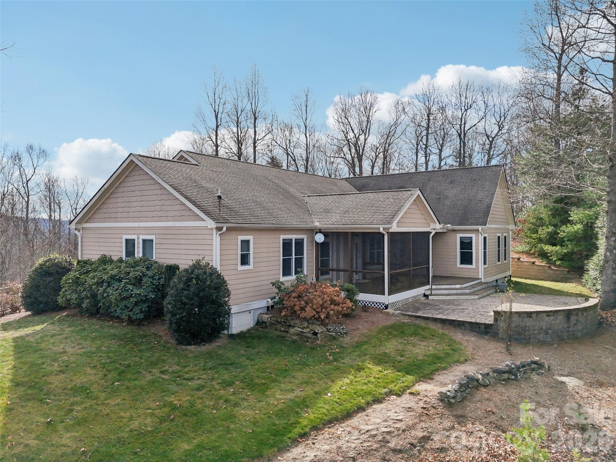 959 Silverglen Way Hendersonville NC 28792