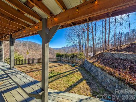 305 Majestic Mountain Drive Burnsville NC 28714