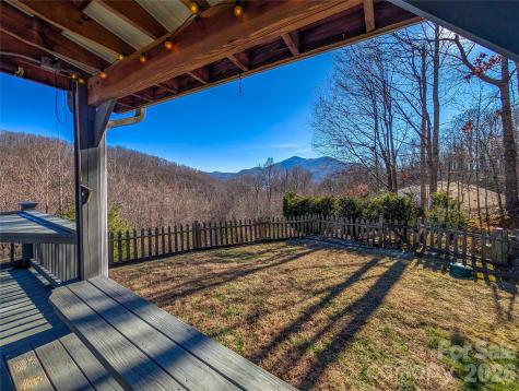 305 Majestic Mountain Drive Burnsville NC 28714