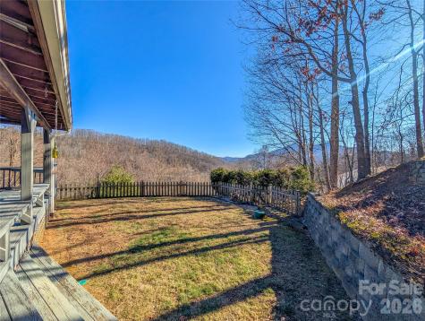 305 Majestic Mountain Drive Burnsville NC 28714