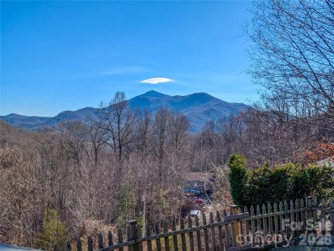 305 Majestic Mountain Drive Burnsville NC 28714
