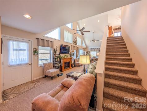 305 Majestic Mountain Drive Burnsville NC 28714