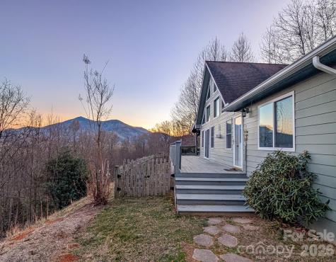 305 Majestic Mountain Drive Burnsville NC 28714