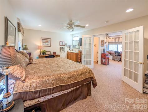 305 Majestic Mountain Drive Burnsville NC 28714