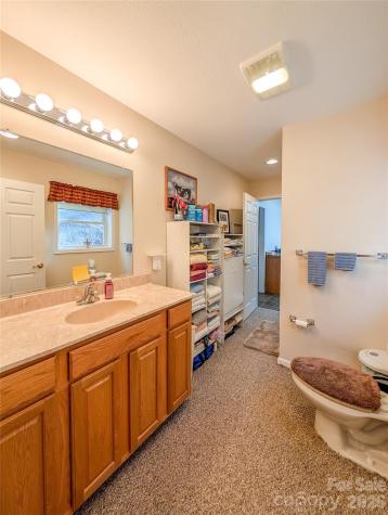 305 Majestic Mountain Drive Burnsville NC 28714