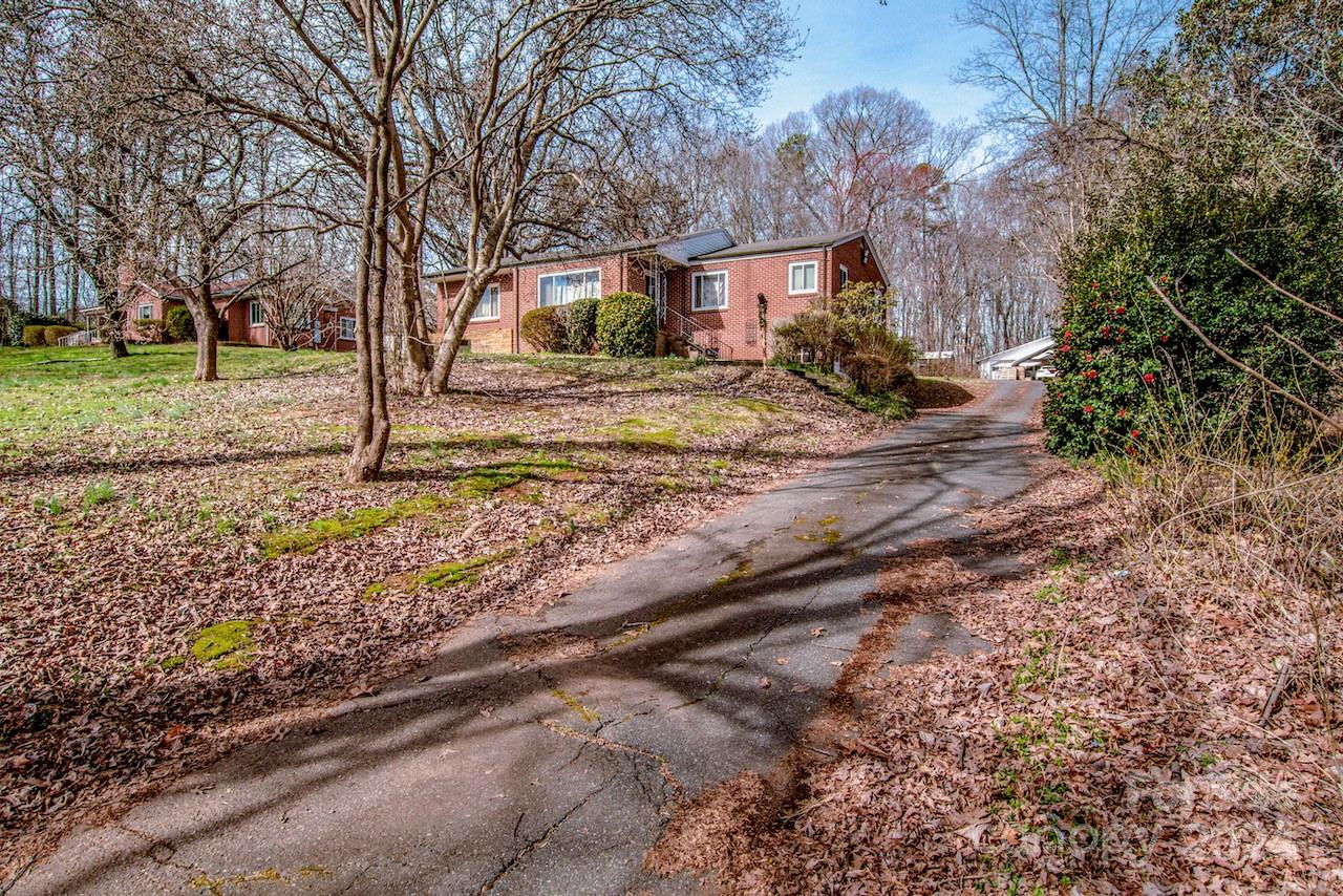1095 Mount Ulla Highway Mooresville NC 28115