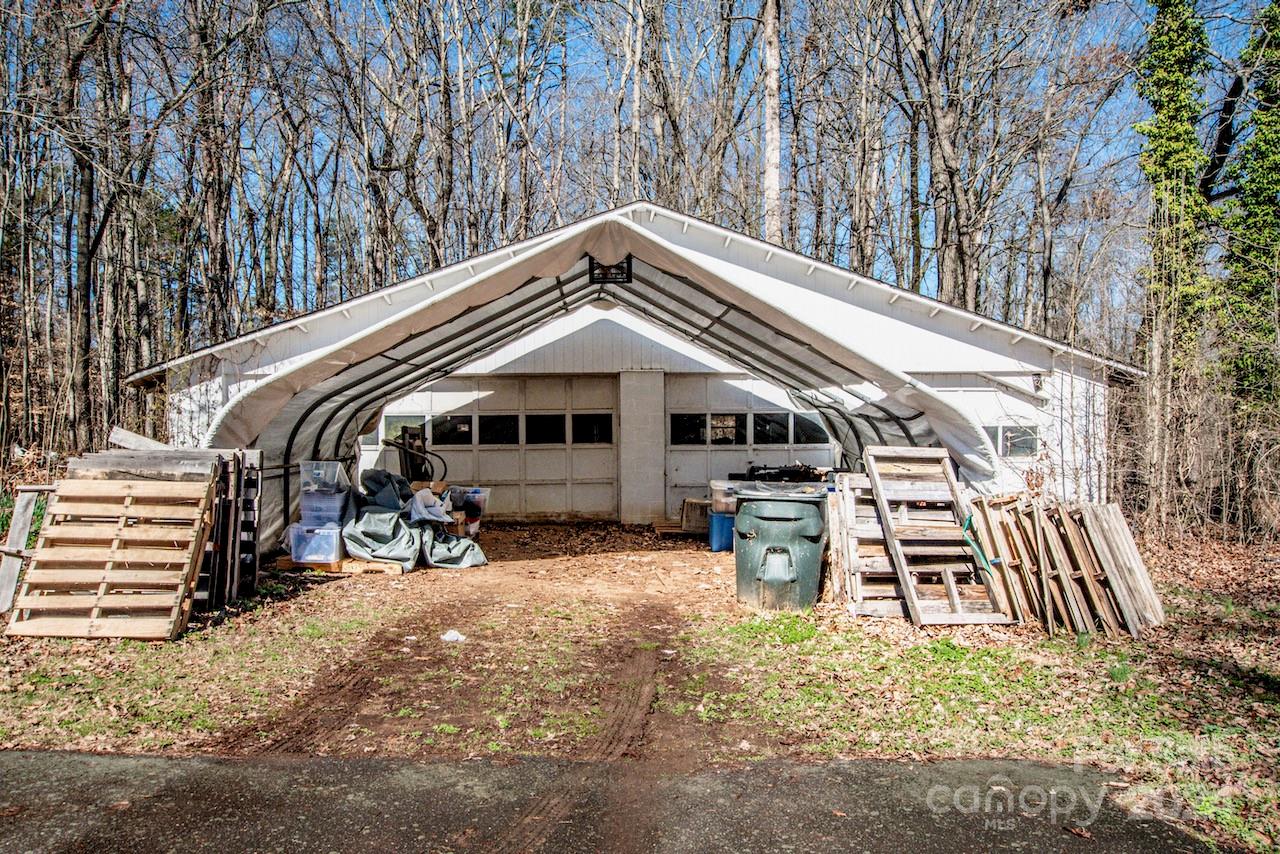 1095 Mount Ulla Highway Mooresville NC 28115