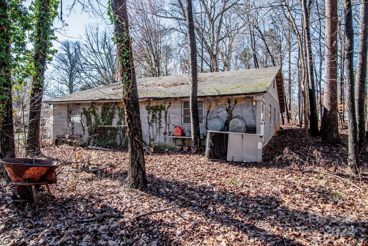 1095 Mount Ulla Highway Mooresville NC 28115