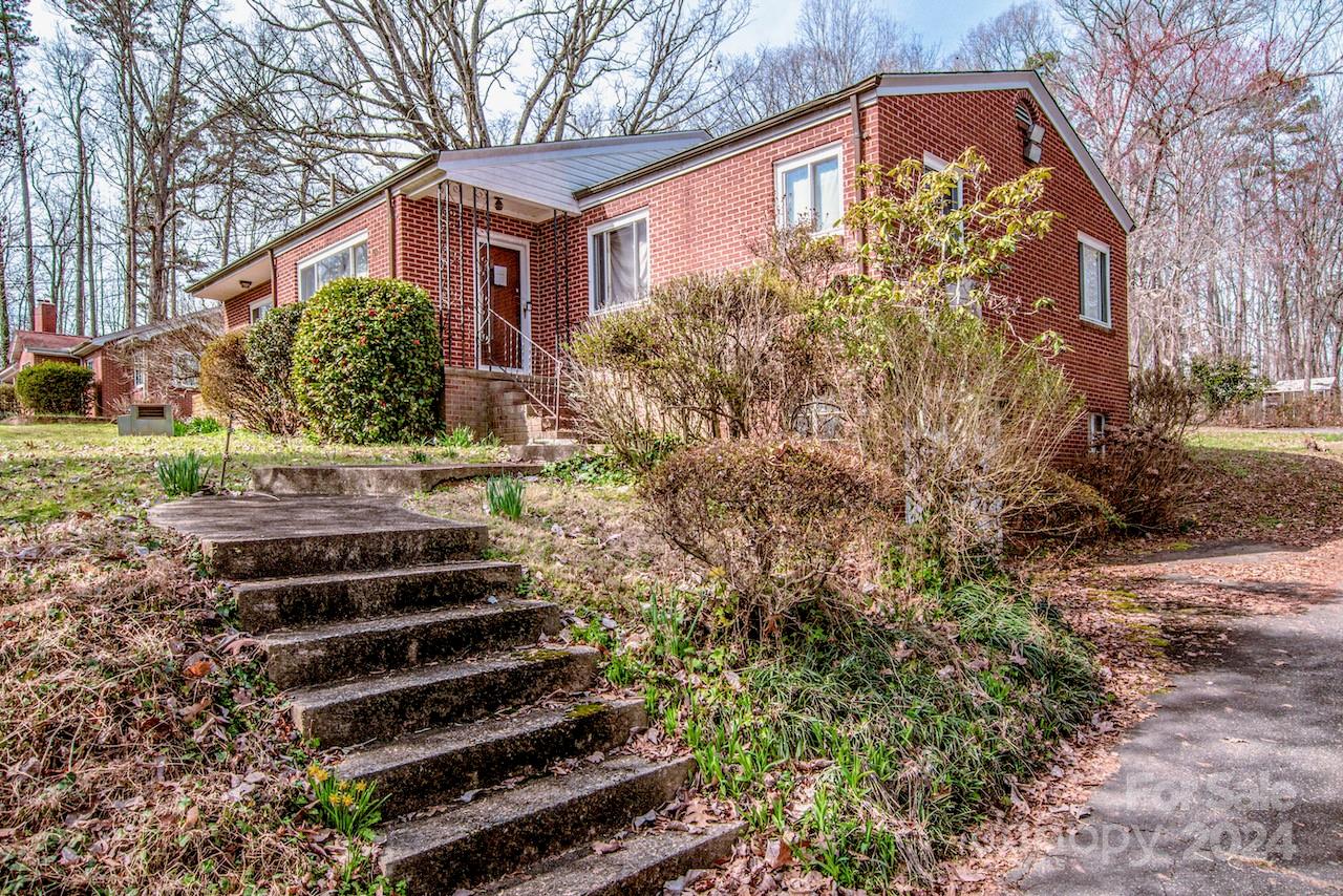 1095 Mount Ulla Highway Mooresville NC 28115
