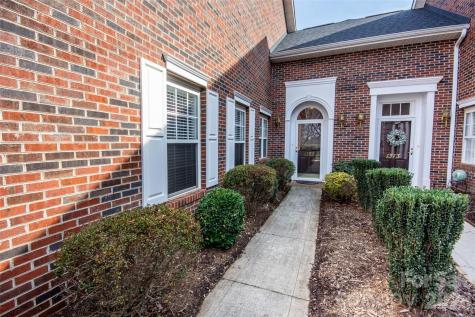 1365 Royalty Circle Statesville NC 28625